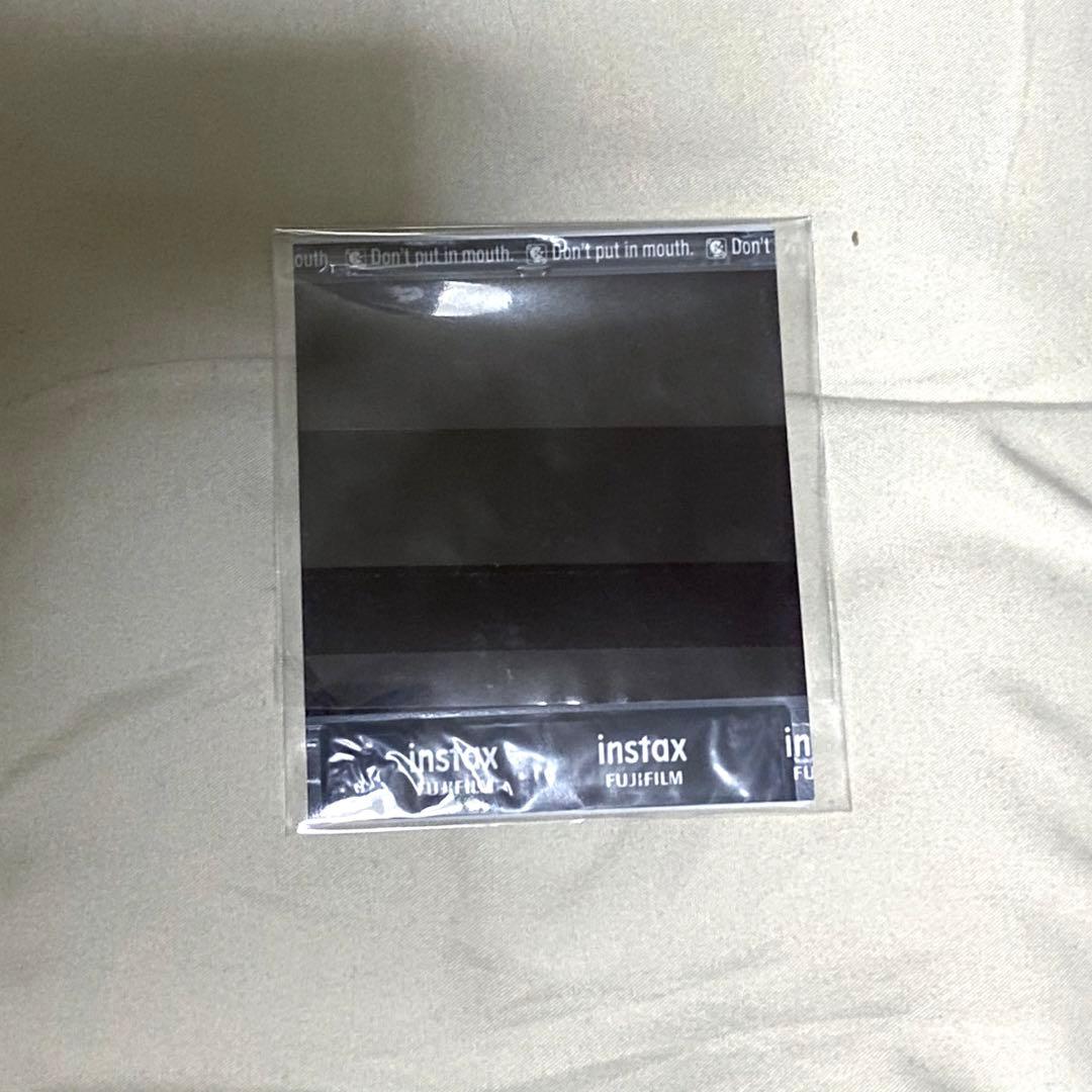 DKB イチャン　E-CHAN 直筆サイン入り　チェキ　ポラロイド　だくび　이찬