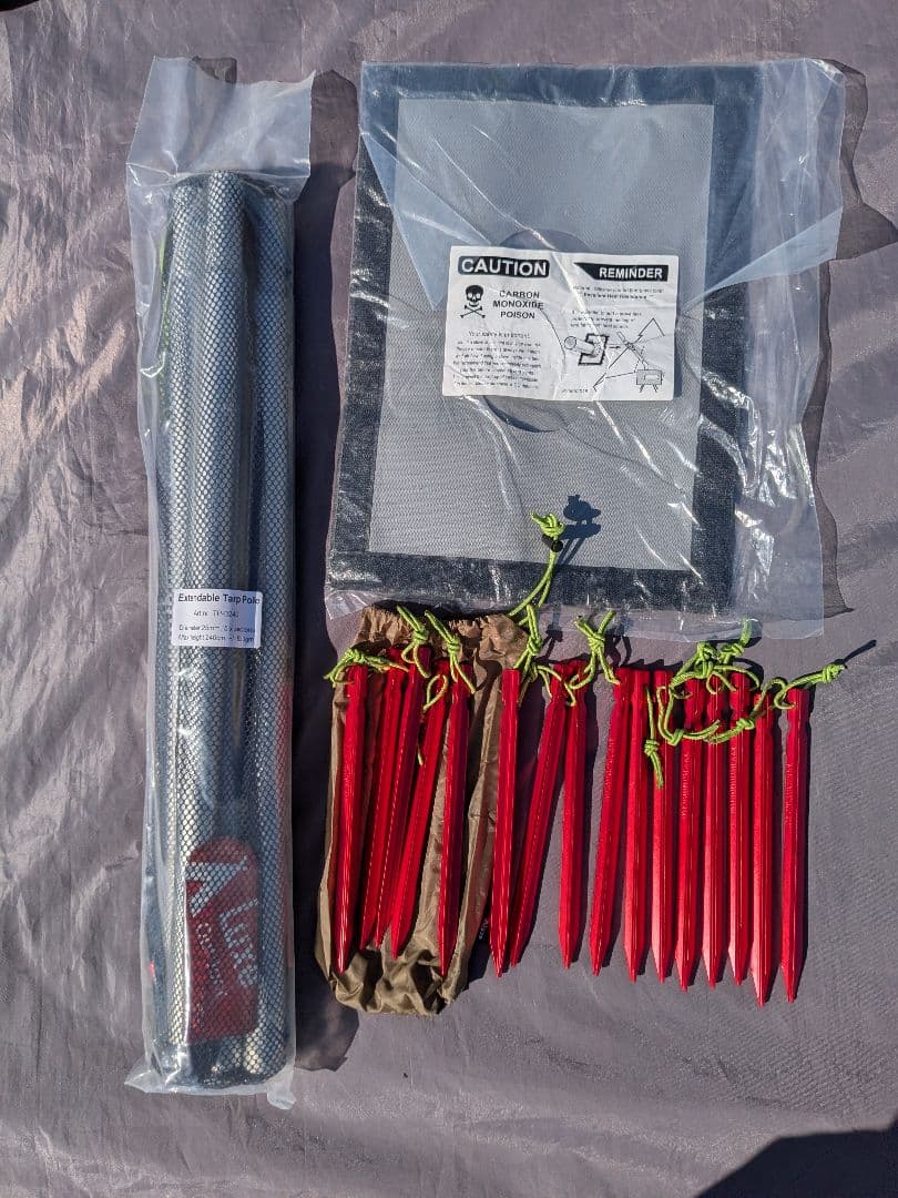 訳あり　luxe（ルクセ）　メガホーンⅢシェルター　ワンポールテント