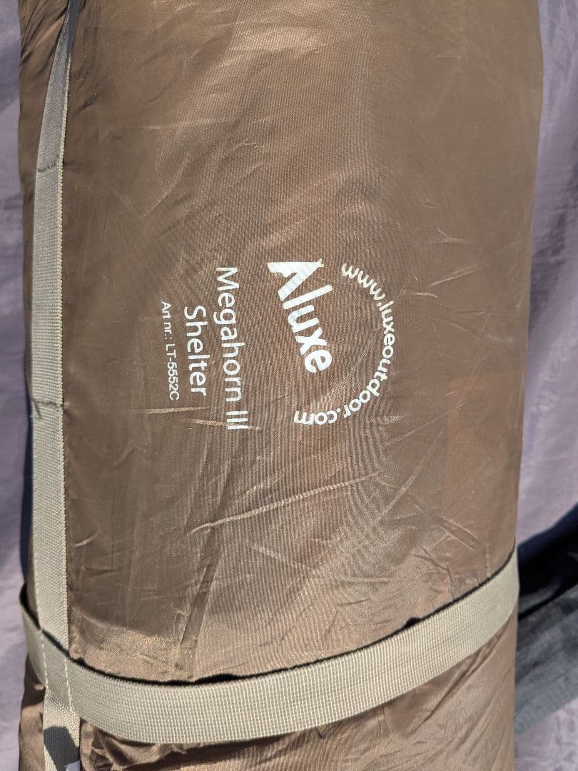 訳あり　luxe（ルクセ）　メガホーンⅢシェルター　ワンポールテント