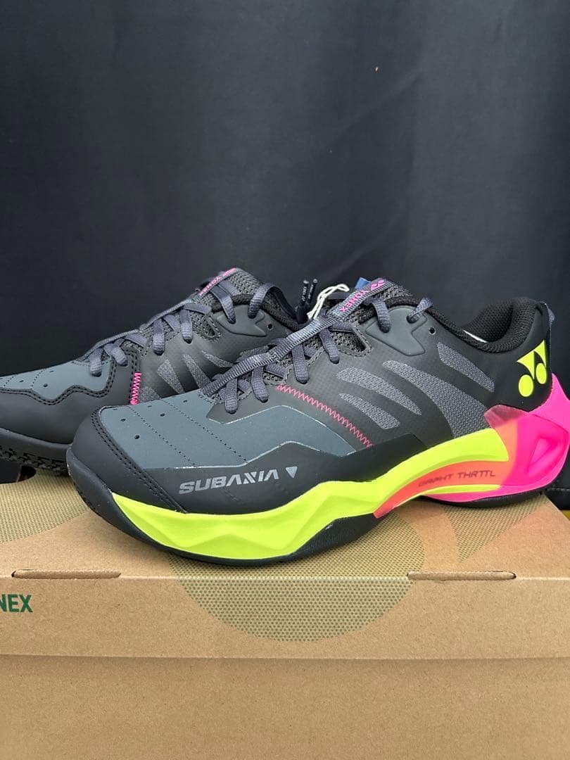 25.0㎝　サブアクシアメン　新品未使用　YONEX　バドミントンシューズ