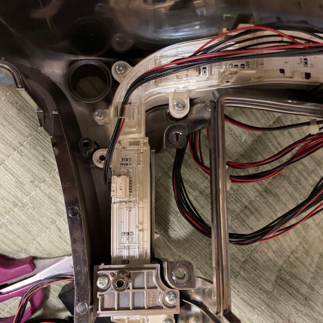 パチスロ　5号機 　バジリスク絆２　一部部品のみでも可です　バズーカー筐体