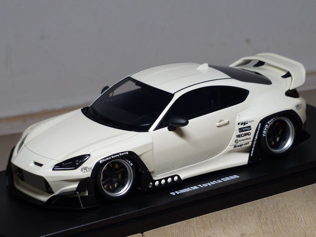 GT スピリット spirit 1/18 PANDEM パンデム GR86