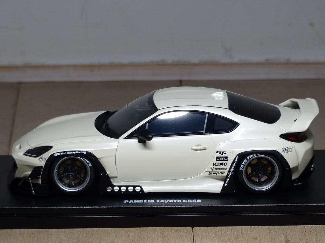 GT スピリット spirit 1/18 PANDEM パンデム GR86