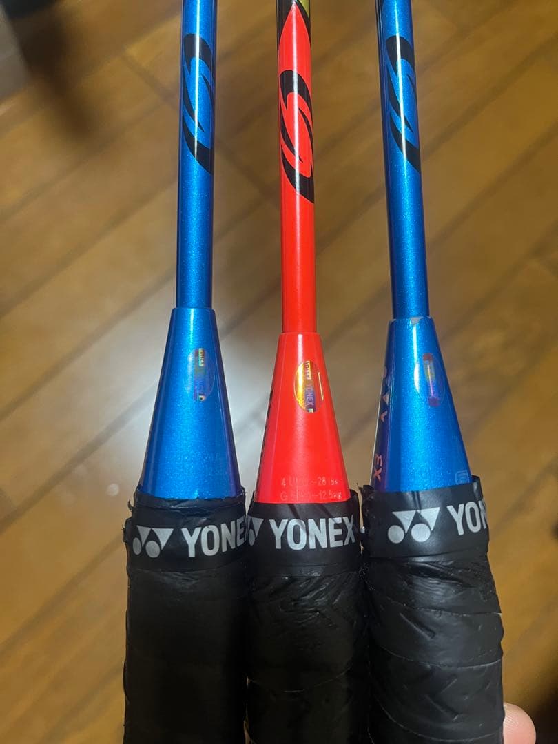 3本　4ug5 アストロクス77 ヨネックス バドミントンラケット
