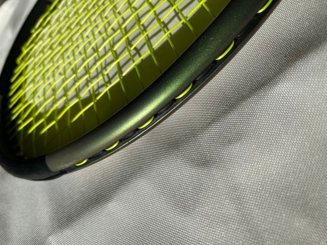 Wilson Blade V8 100L 285g テニスラケット