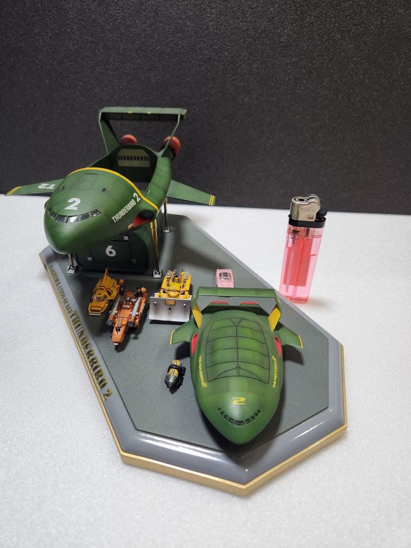 【究極のプロ完成品No11】究極サンダーバード2号　伸縮脚　コンテナマグネット式