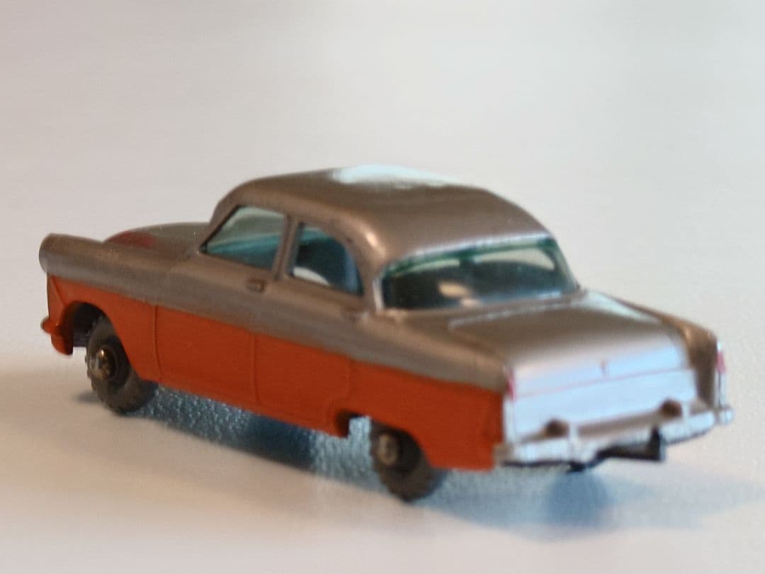 MATCHBOX 　No.33 FORD ZODIAC