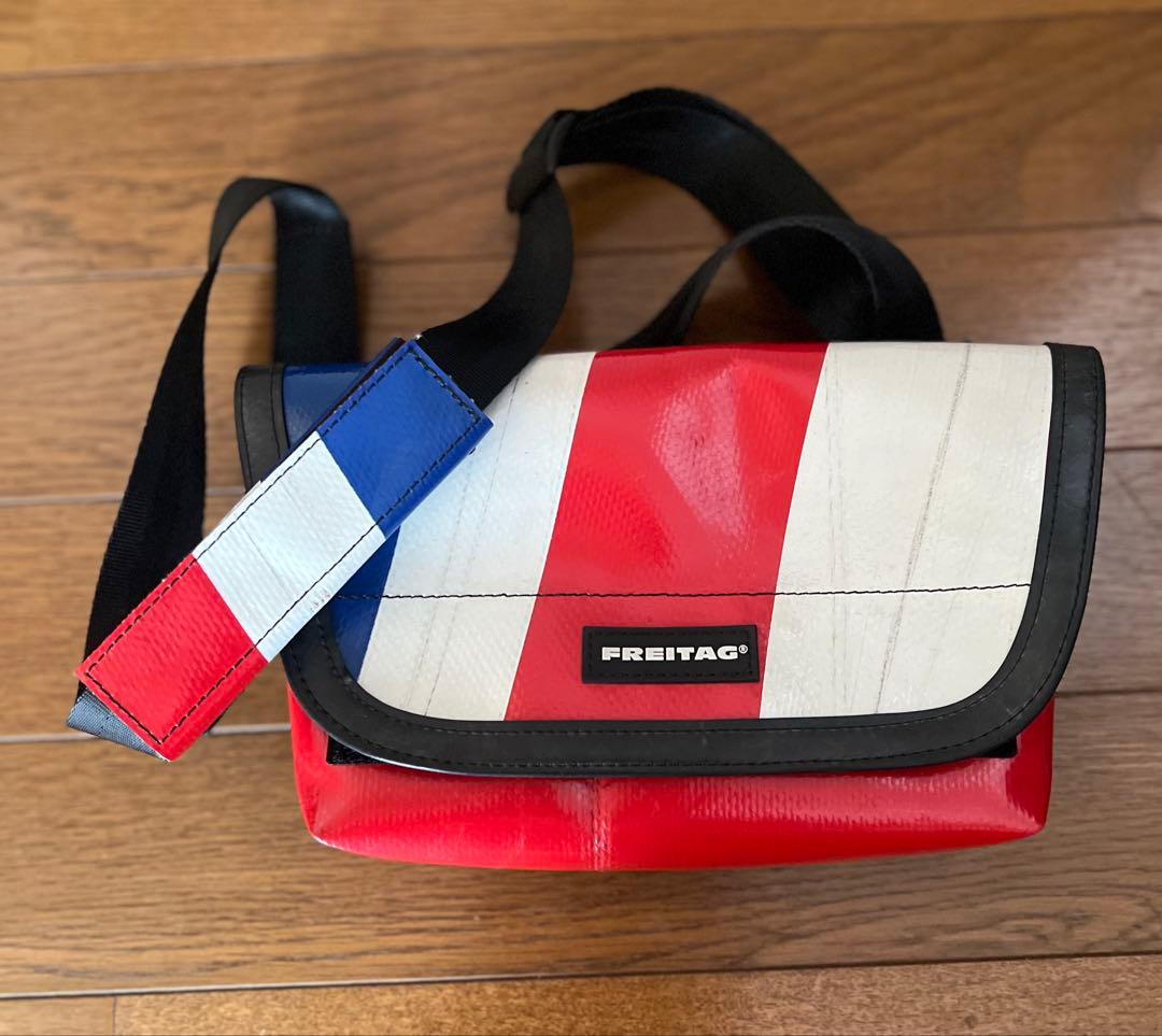 FREITAG F40 JAMIE メッセンジャーバッグ　 赤・青・白