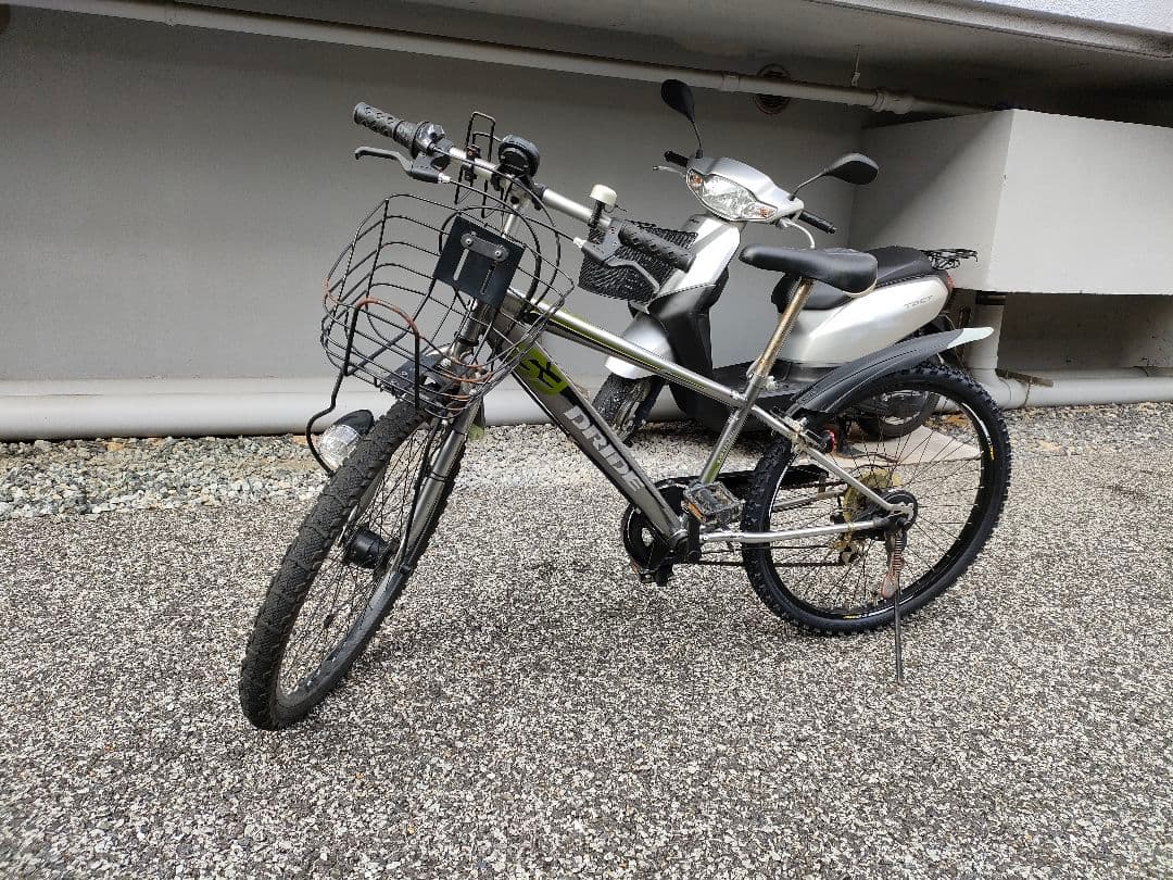 あさひ　ドライド24インチ　カラーシルバー　6段ギアスピードウォッチ付