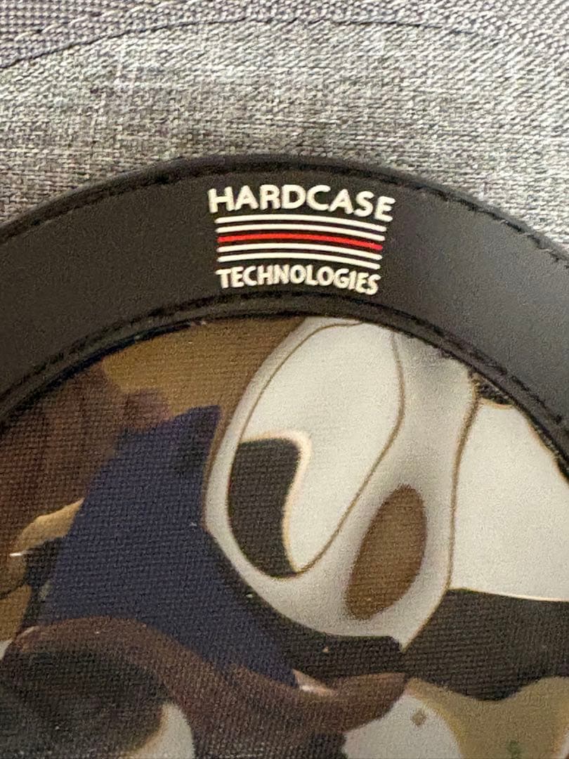 ブラックアンブレラのミュータントハンドパン　F♯ローマニアンヒザズ