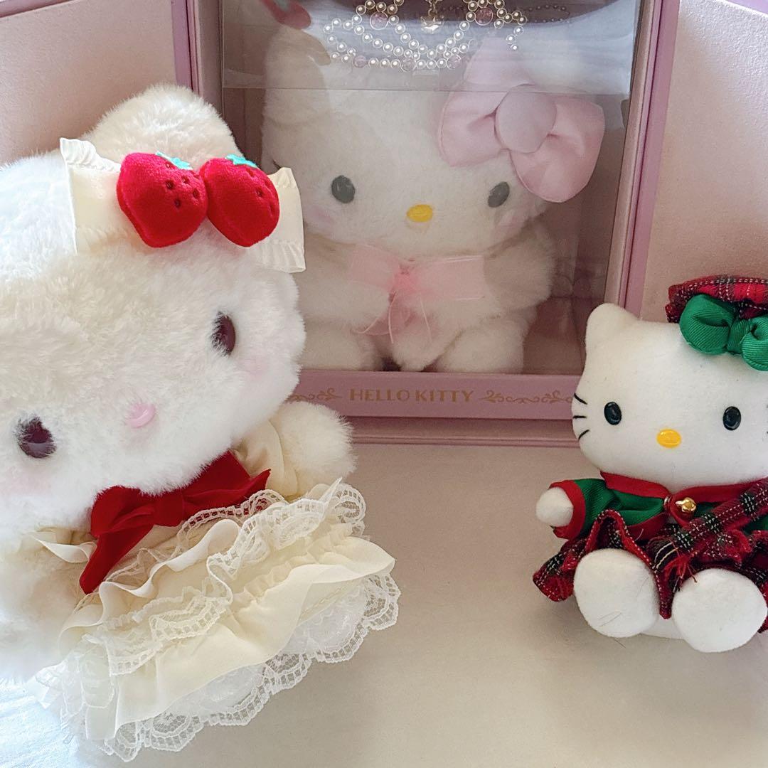 キティちゃん　ぬいぐるみ　ティアラキティ/ショートケーキ/世界のハローキティ