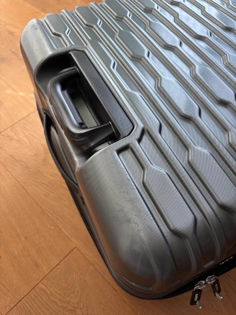 【未使用品】Samsonite（サムソナイト）スーツケース　28インチ