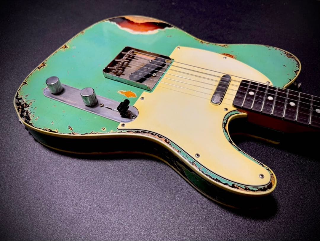 Fender Telecaster Custom マルチレイヤー　レリック