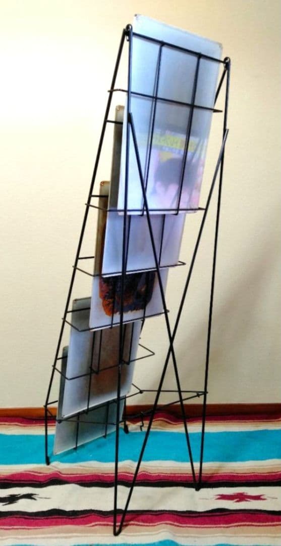 ブリキ看板用 特大ラック ブラック 高さ132cm （ブリキサイン約50枚収納可