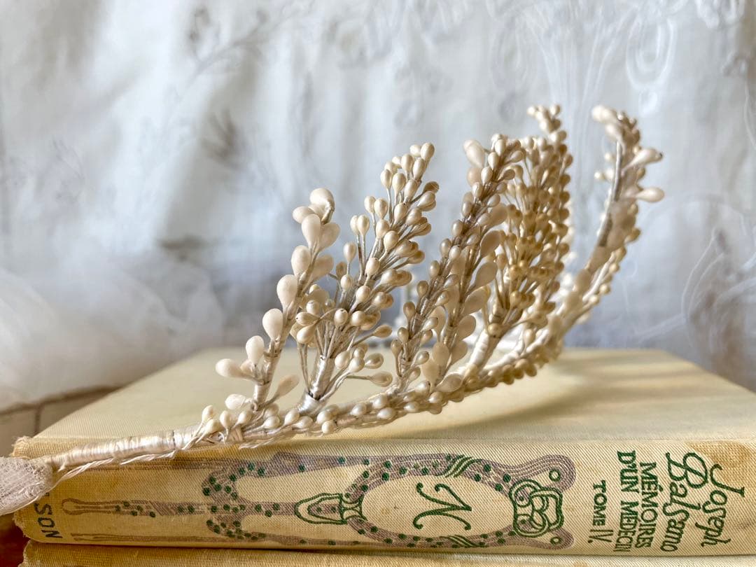 チュールベール付きワックスフラワーティアラ マリアージュ冠フランスアンティーク