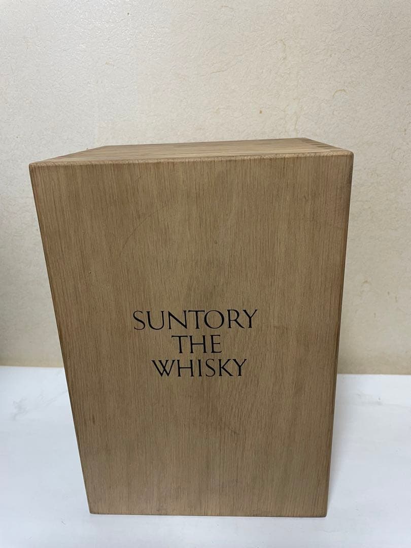 サントリー有田焼空き瓶や空箱