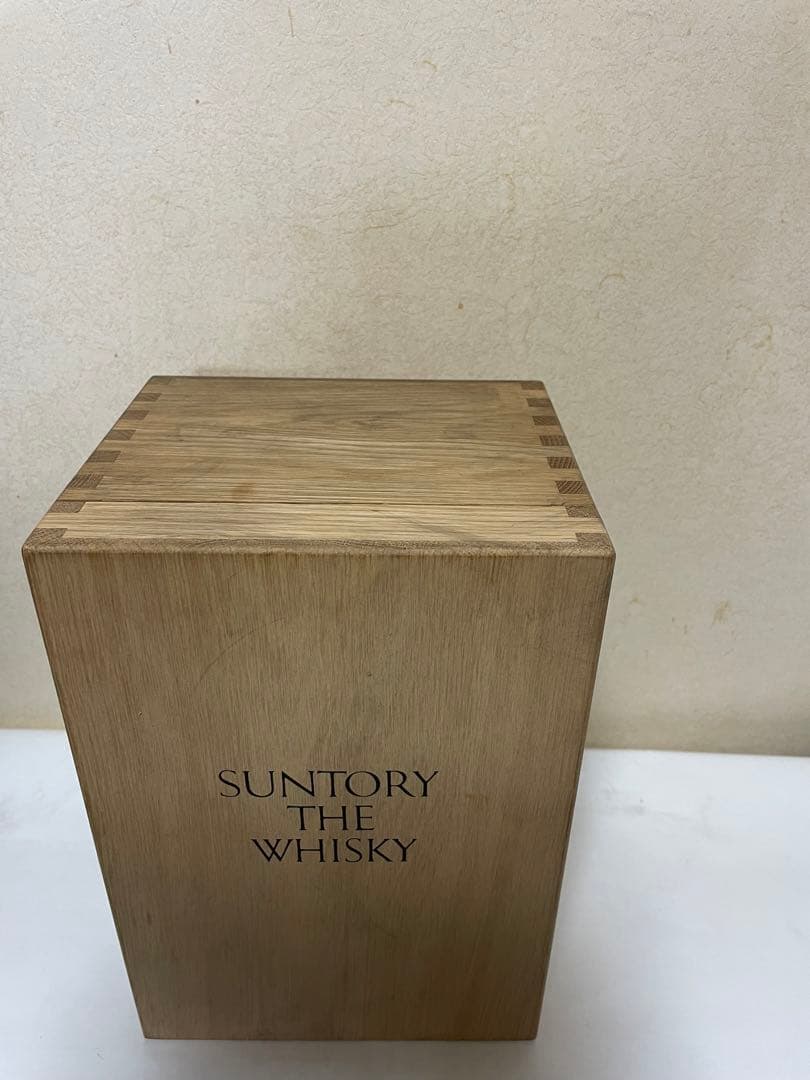 サントリー有田焼空き瓶や空箱