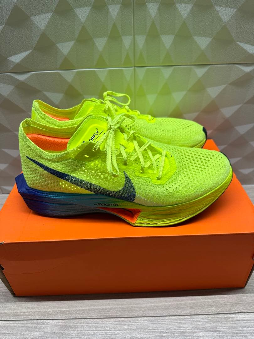 ナイキ　ヴェイパーフライ3 27cm