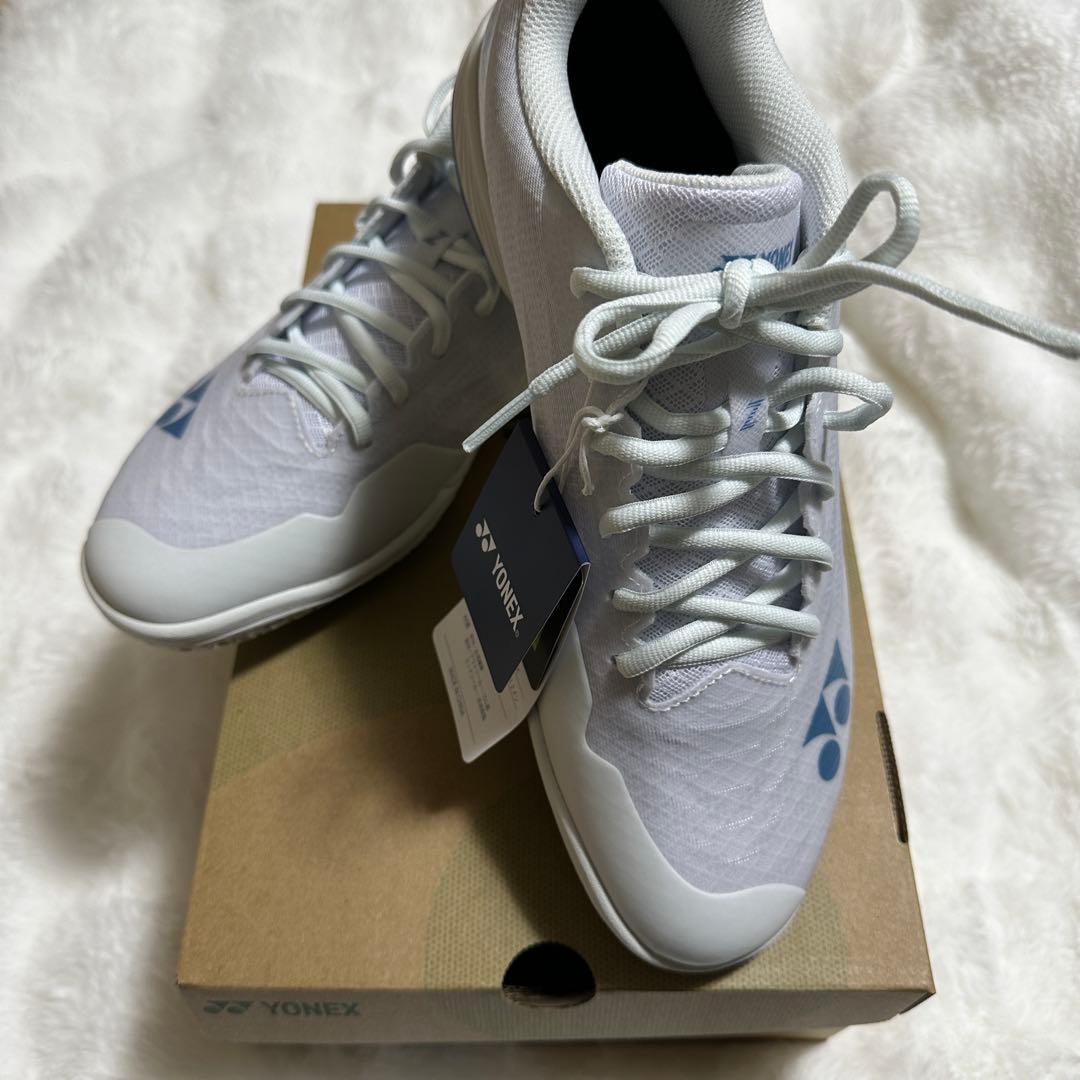 YONEX バドミントンシューズ エアラスZ ホワイト/ブルー