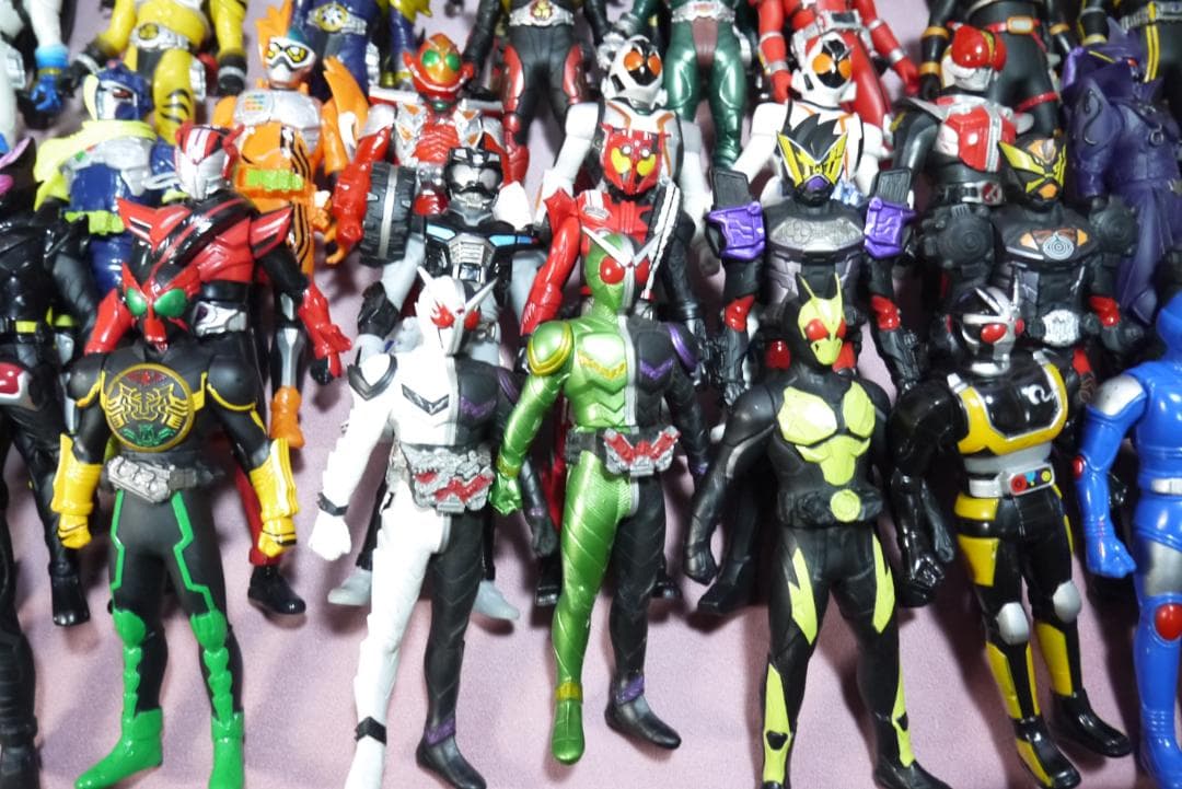 ライダーヒーローシリーズ　ビッグサイズソフビフィギュアなど　111体セット