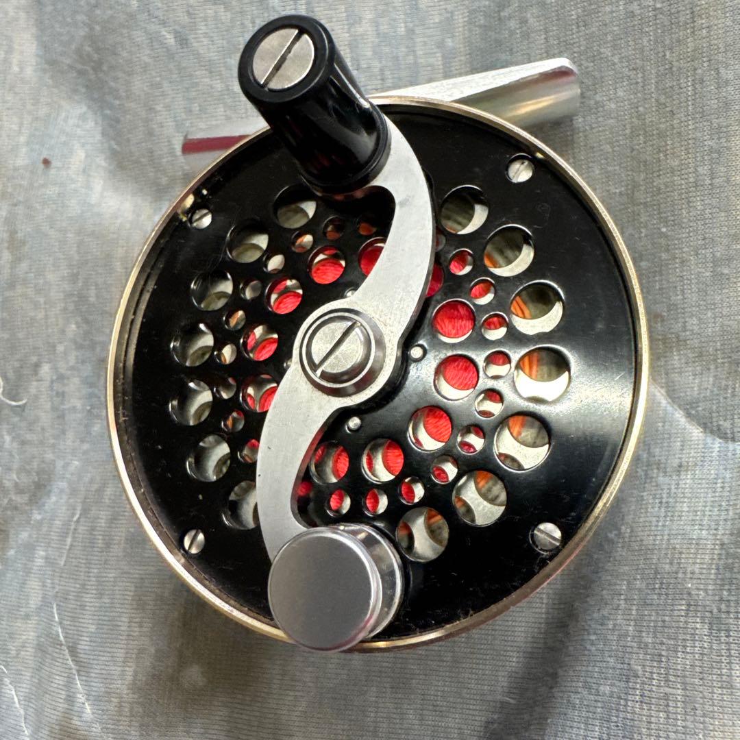 こ*ん様 Tuffline フライリール ホールデザイン