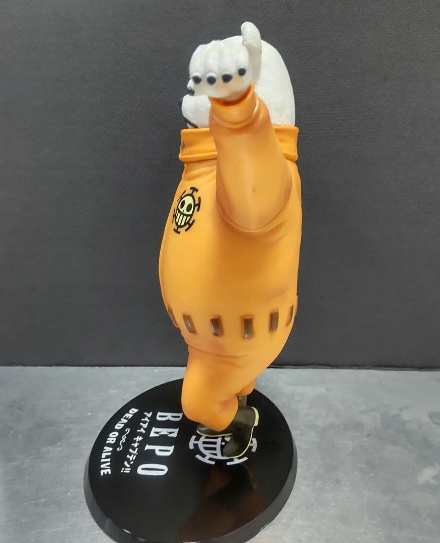 ONE PIECE 【ベポ ＆トラファルガー・ロー】 ハートの海賊団 フィギュア