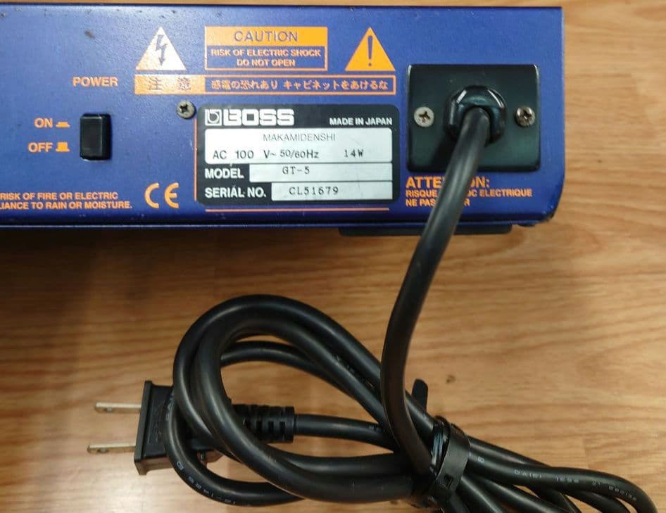 ■■BOSS　GT-5　マルチエフェクター