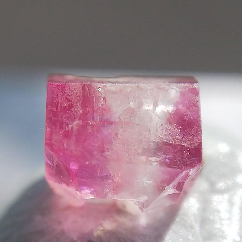 341 レア ペツォッタイト ラズベリル 結晶 原石