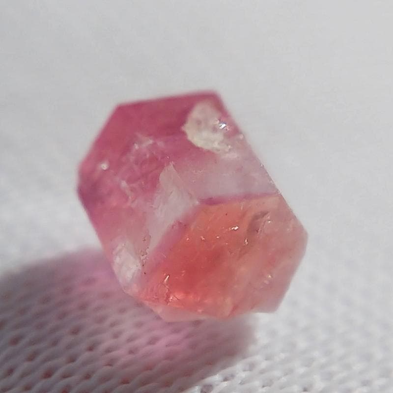 341 レア ペツォッタイト ラズベリル 結晶 原石