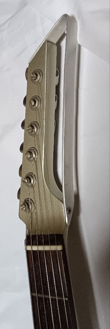 Razo Grayn＊アルミトップギター