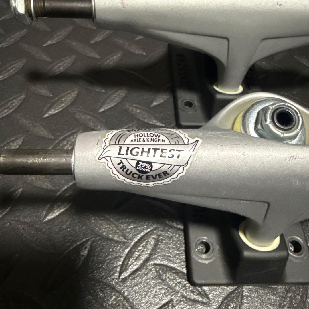 スケボートラック　テンサー　マグライト　TENSOR 5.25 HI