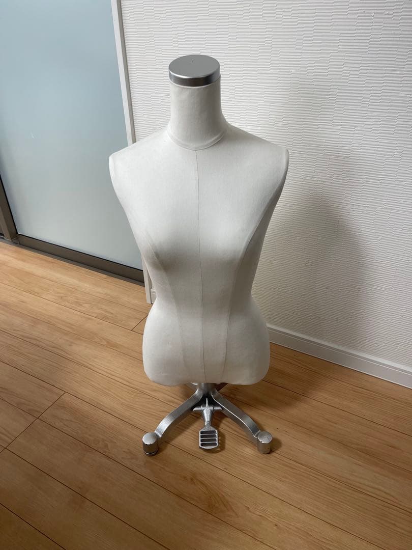 女性用マネキン 高さ調整可能