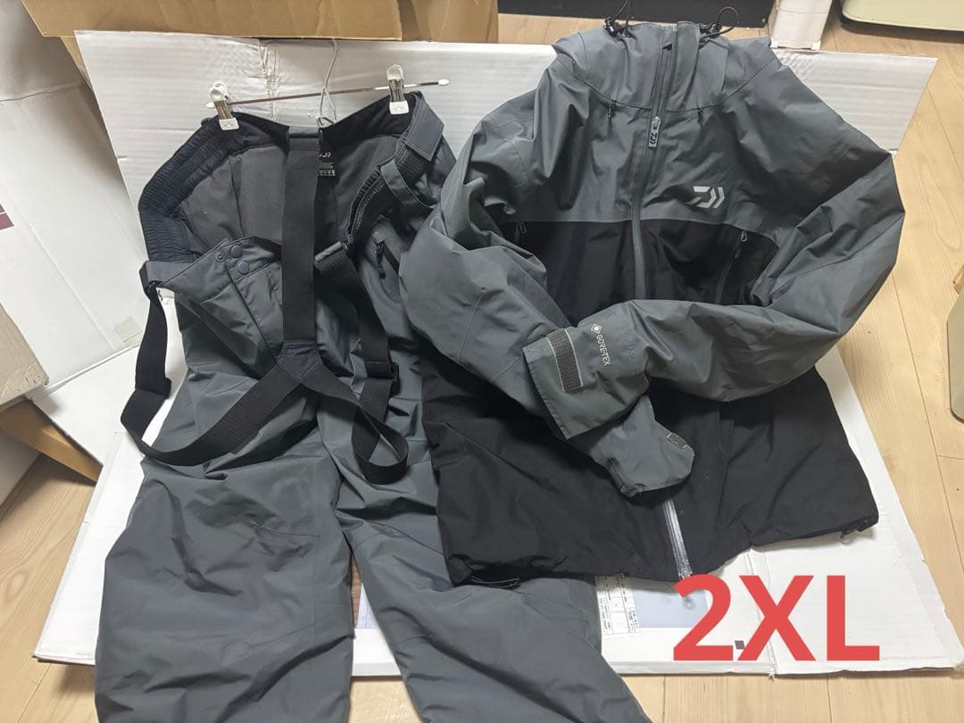 ネ*ね様 ダイワ　ウィンタースーツ　防寒防水ウェア　上下セット