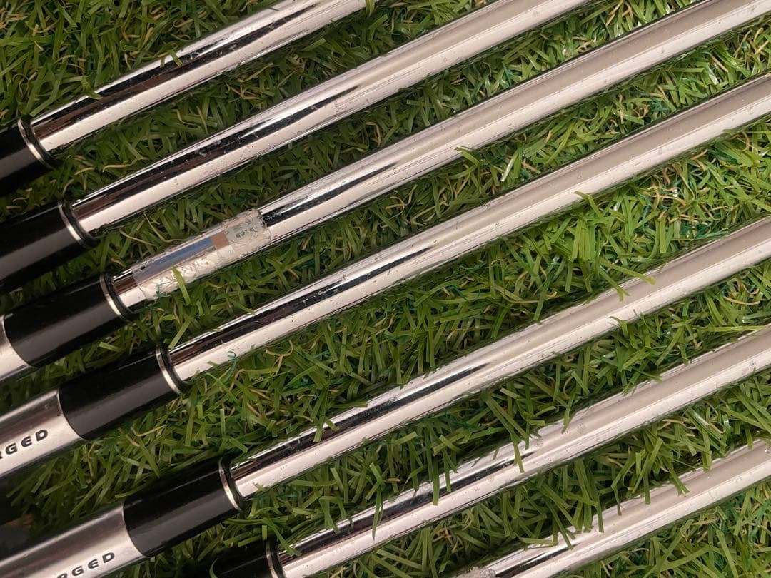 スリクソン ZX7 MKⅡ MODUS 105S D.S.T 7本　アイアン