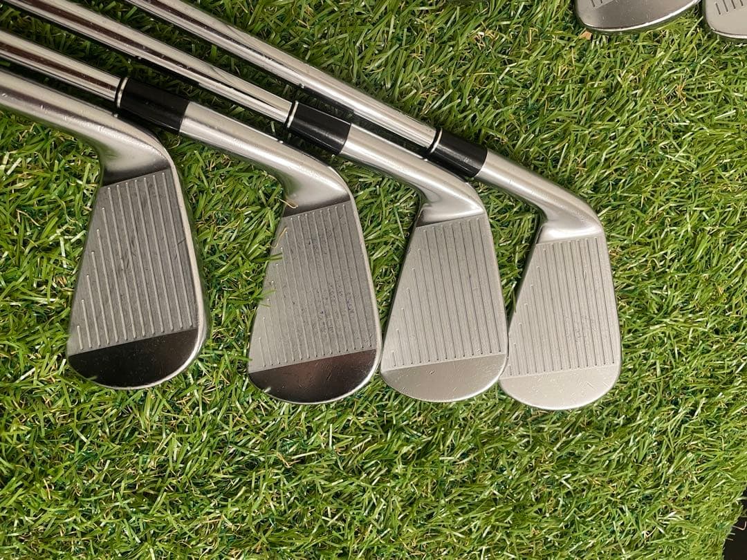 スリクソン ZX7 MKⅡ MODUS 105S D.S.T 7本　アイアン