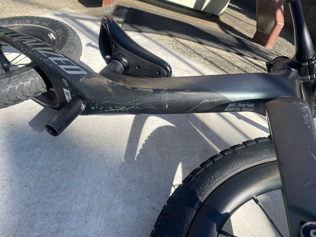 SPECIALIZED HOTWALK CARBON キッズバイク カーボン製