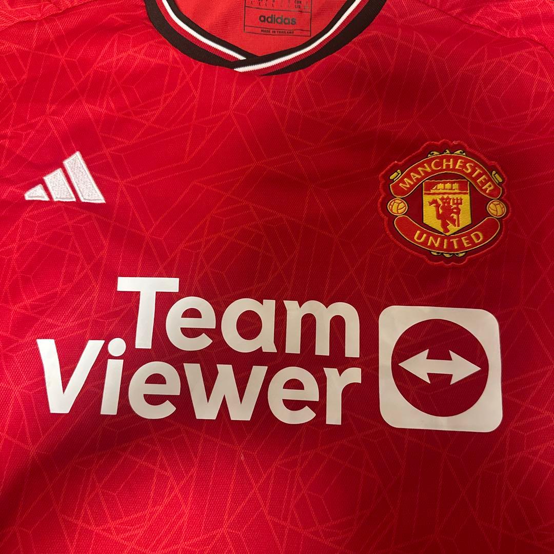 Manchester United adidas Tシャツ