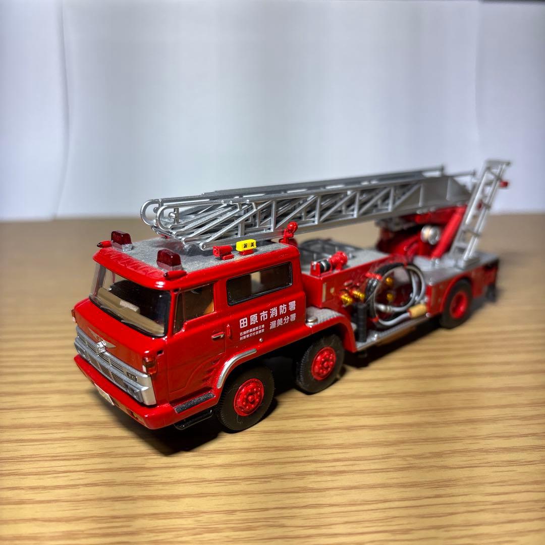 トミカリミテッド LV-N24a 日野TC343型はしご付き消防車 田原市消防署