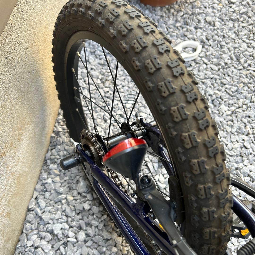 ヨツバサイクル　18インチ　ネイビー