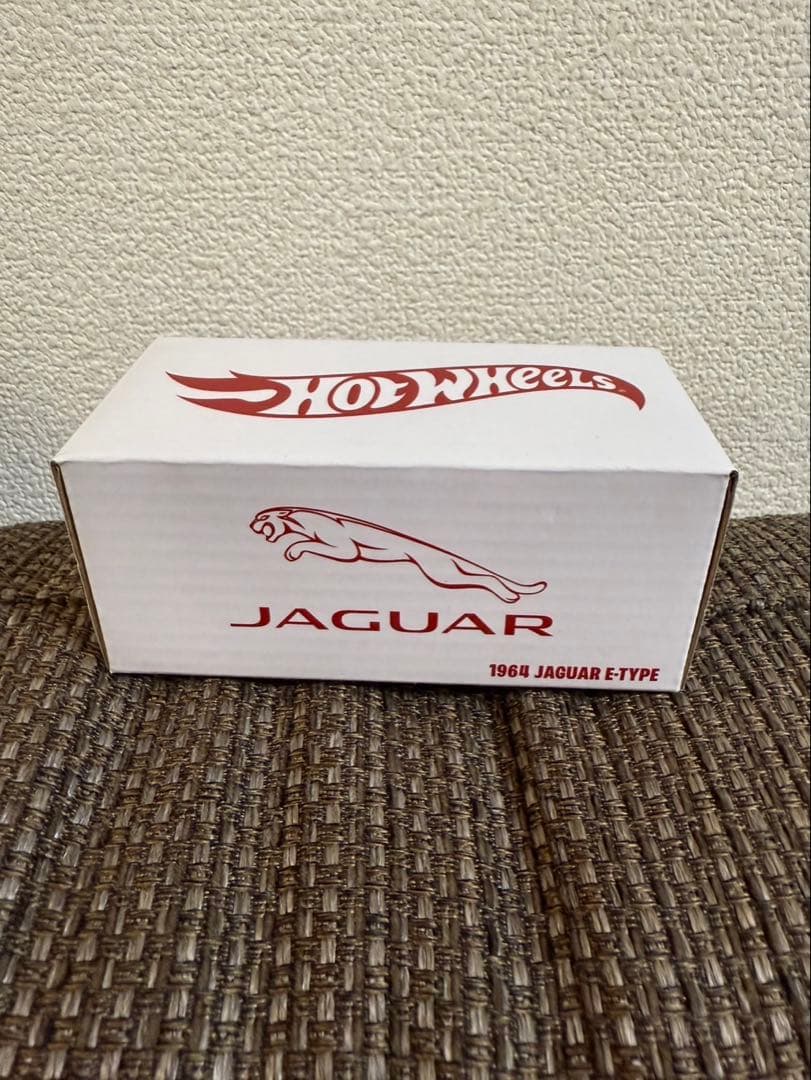 RLC限定 Hot Wheels 1964 Jaguar E-Type ミニカー