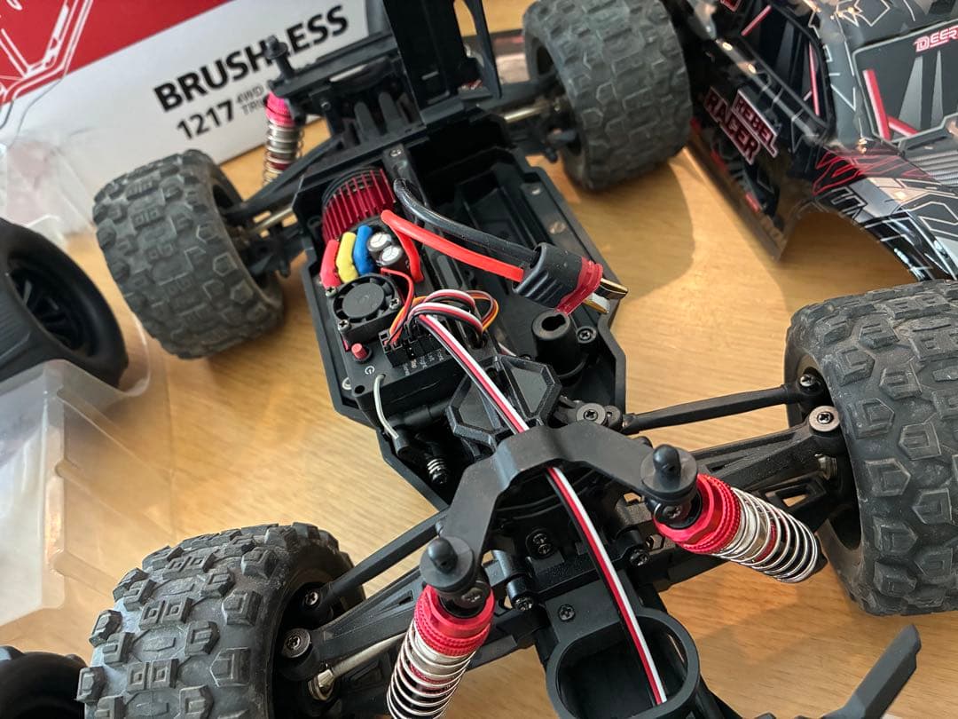 DEERC 1217 高速度ラジコンカー