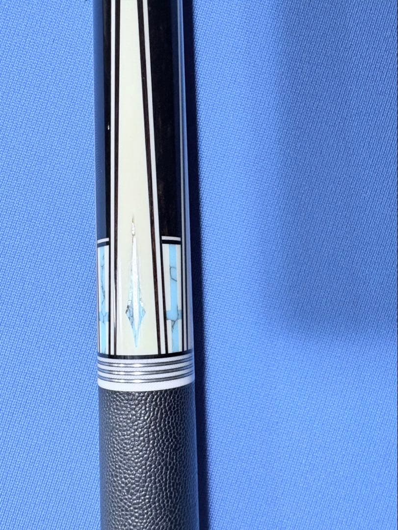 Mezz Cues メッヅキュービリヤードキュー