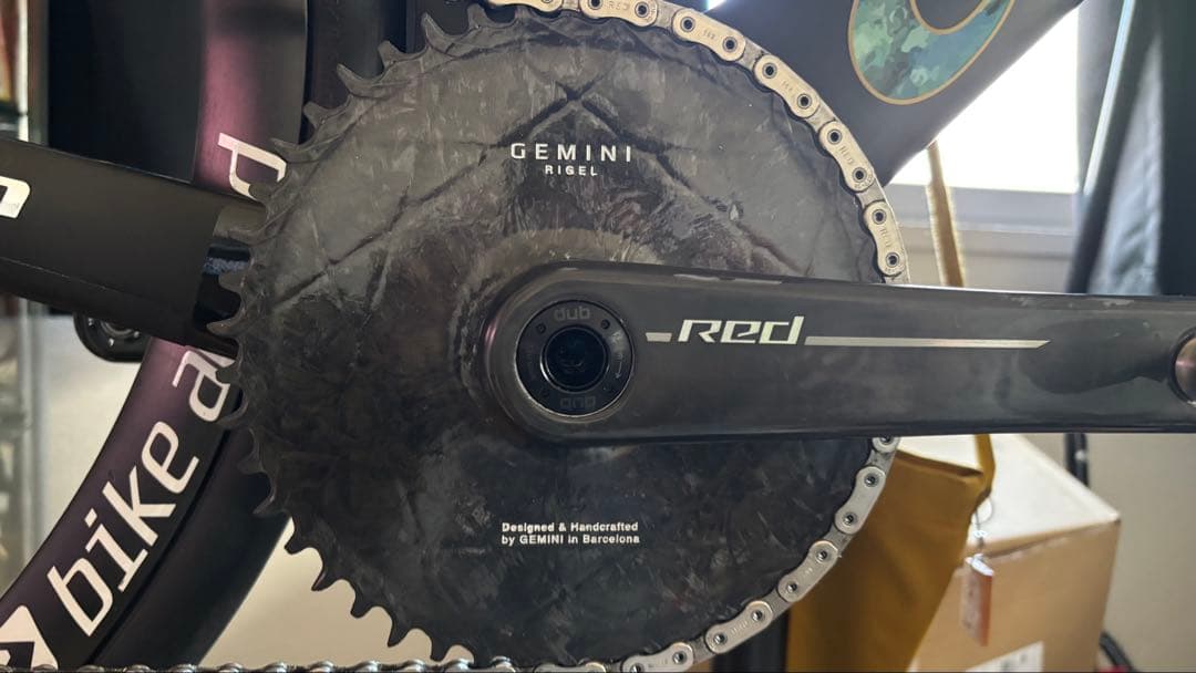 新型SRAM RED E1 カーボンクランク DUB 165mm