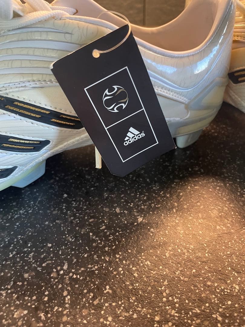 アディダス　プレデター　アブソリュート　ベッカムモデル　新品未使用