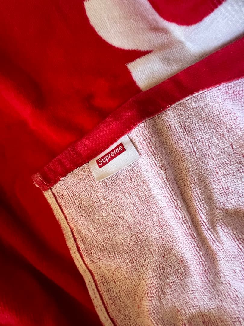 I*3様 SUPREME シュプリーム ビーチタオル 美品 大判タオル