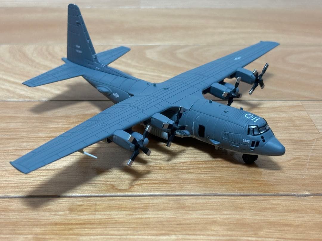 1/200 AC-130U ハーキュリーズ ガンシップ ダイキャスト製 完成品