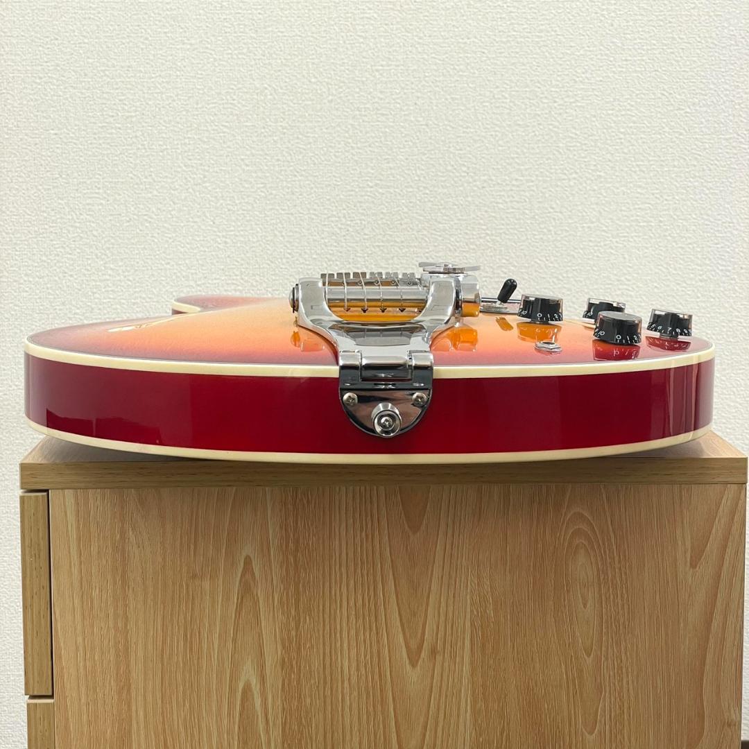 【セミアコ】IRIN アイリーン ホロウFホール22フレット トレモロアーム機能