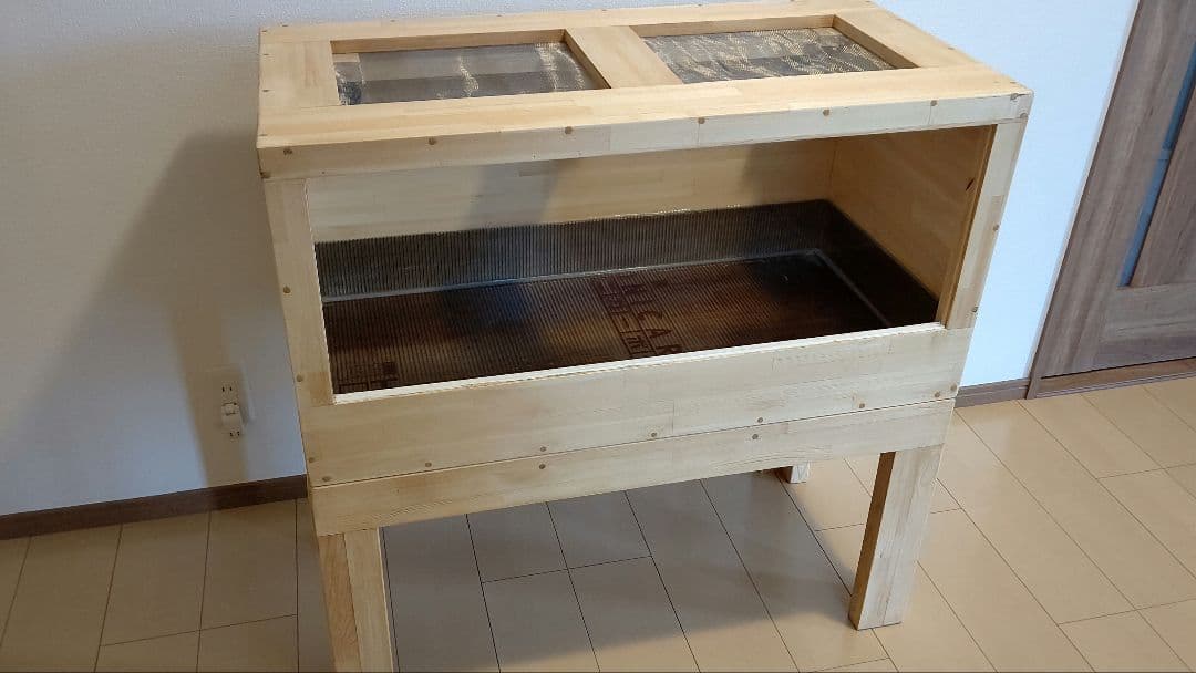 赤松集成材18ミリ幅90縦45奥行45木材オイル仕上げ！