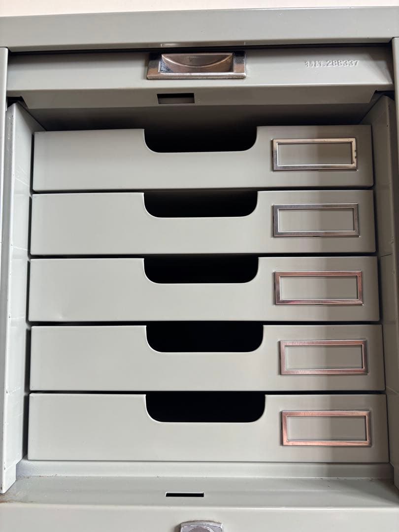 昭和レトロ PLUS 5段 スチール製レターケース 引出し 書類ケース 収納棚