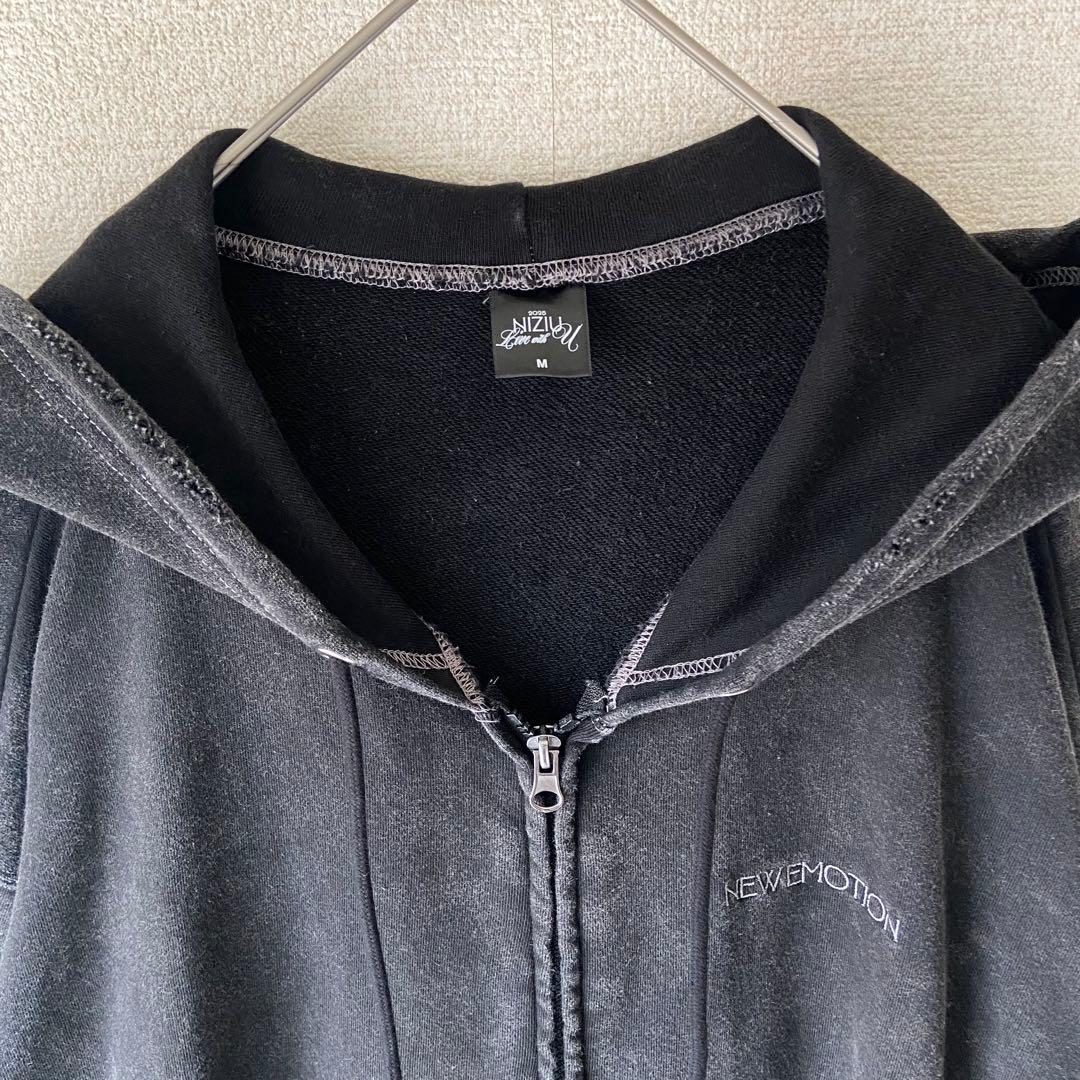 完売品NiziU Live with U 2025 HOODIE Mサイズ